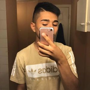 Meet your Posher, Larry